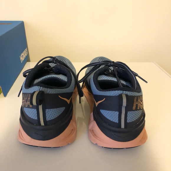 Hoka one one Arahi 3 running shoes - Picture 4 of 8